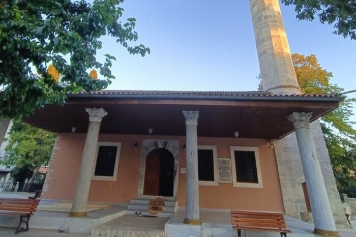 Kürkçübaşı Ahmet Şemsettin Camii
