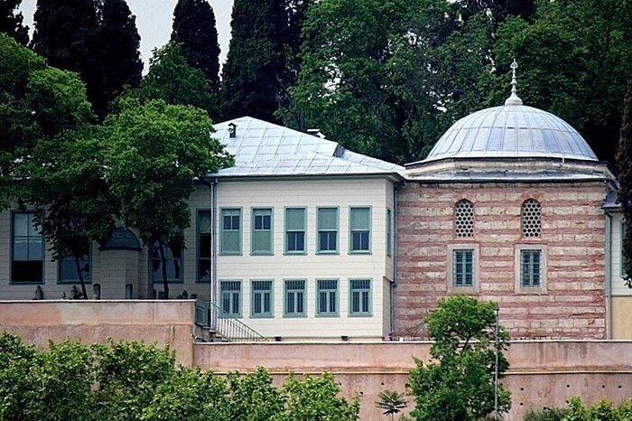 Şeyh Yahya Efendi Türbesi