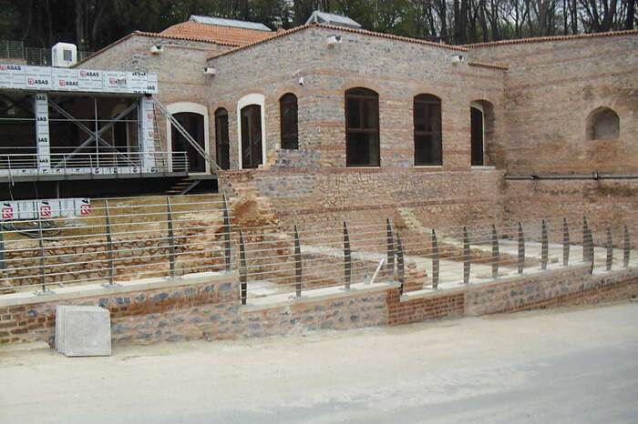 Emirgan At Ahırları