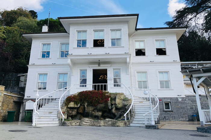 Fethi Paşa Konağı