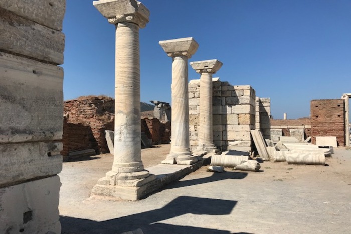 Efes Antik Kent St.Jean Anıtı