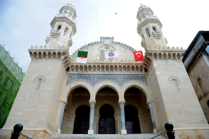 Cezayir Keçiova Camii