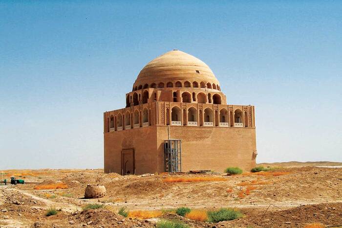 Sultan Sencer Türbesi
