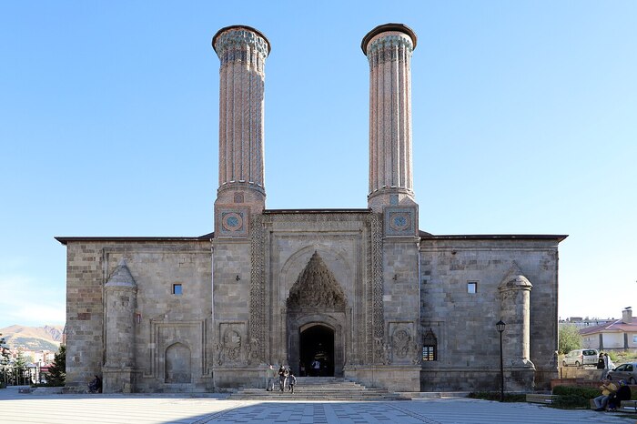 Erzurum Çifte Minareli Medrese